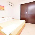 Dubravka Apartamento Pisak