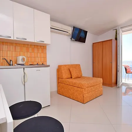 Dubravka アパート ピサック