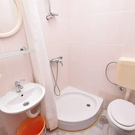 アパート Dubravka